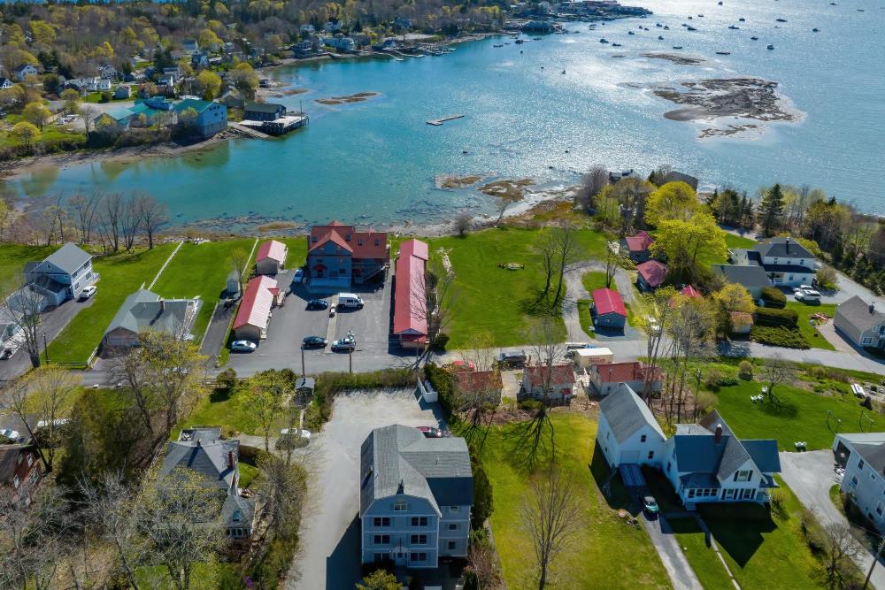 2BR Condo Downtown SWH w/ Ocean Views [Driftwood]